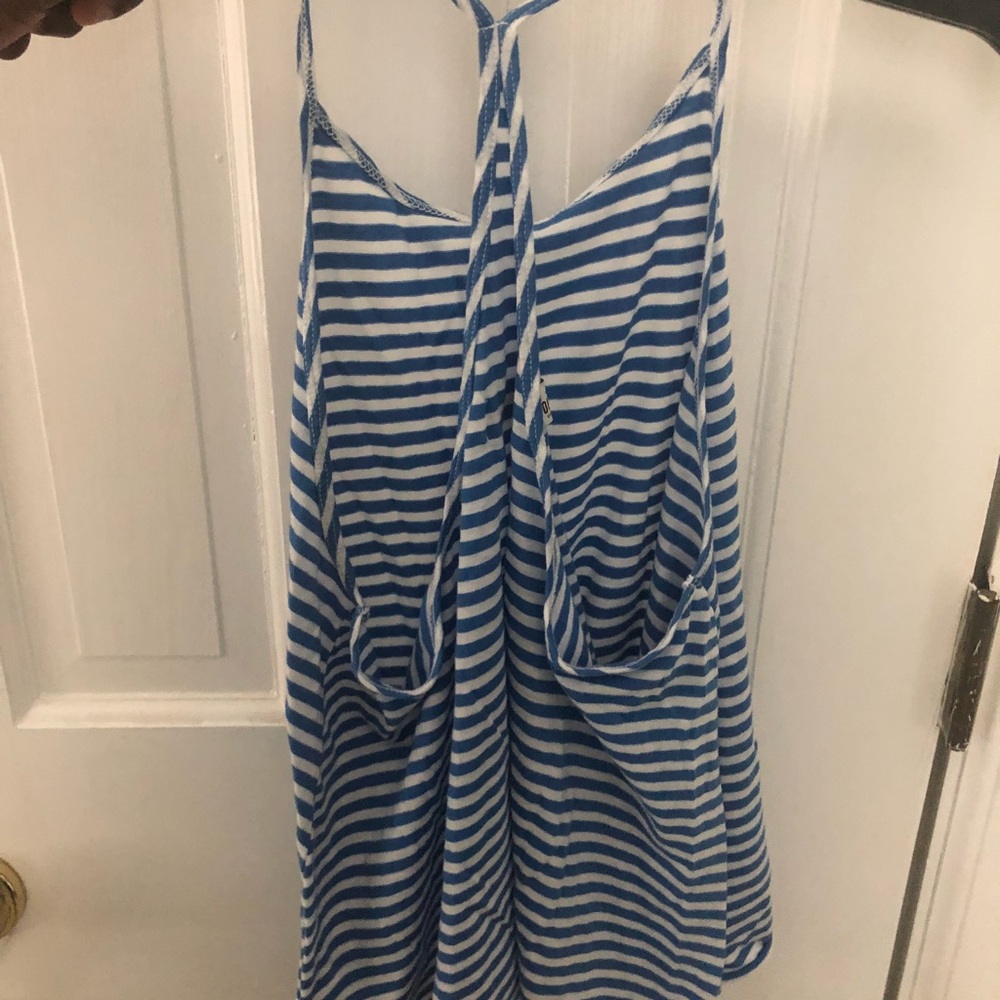 hollister tanks - two - Picture 6 of 7